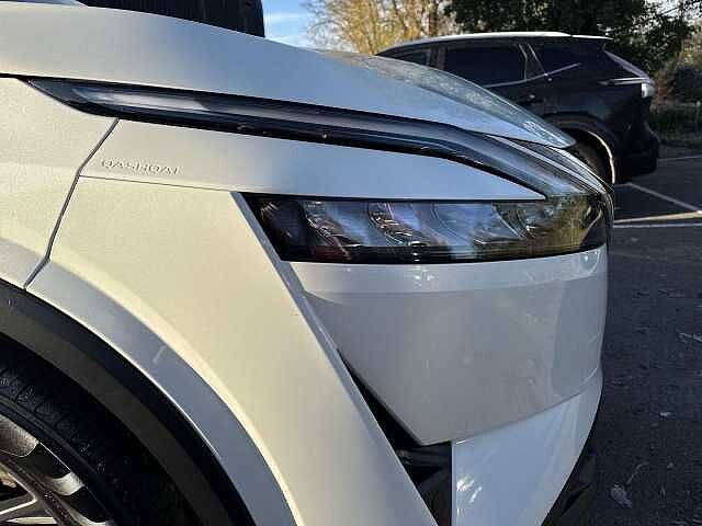 Nissan Qashqai 1.3 DIG-T MHEV Acenta Premium SUV 5dr Petrol Hybrid Manual Euro 6 (s/s) (140 ps)