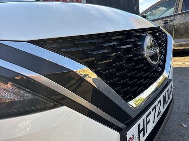 Nissan Qashqai 1.3 DIG-T MHEV Acenta Premium SUV 5dr Petrol Hybrid Manual Euro 6 (s/s) (140 ps)
