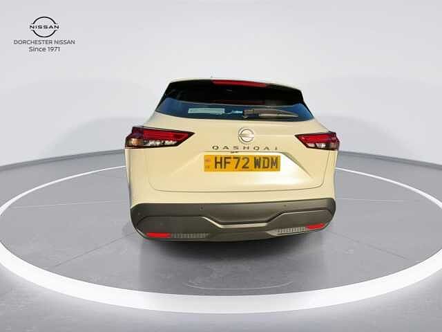 Nissan Qashqai 1.3 DIG-T MHEV Acenta Premium SUV 5dr Petrol Hybrid Manual Euro 6 (s/s) (140 ps)